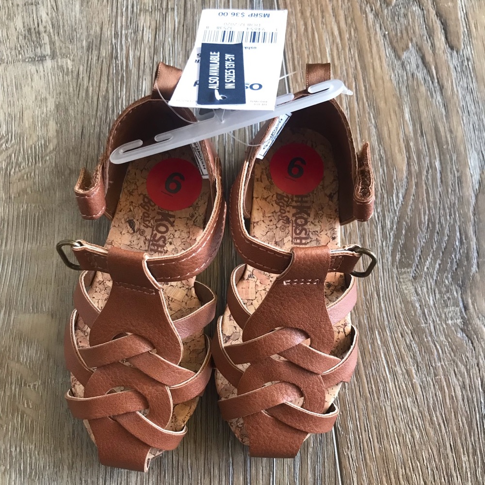 Nwt oshkosh toddler girls brown sandals